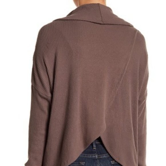 Lucky Brand Rib Knit Tulip Hem Pullover Top (NWT) - Picture 5 of 5